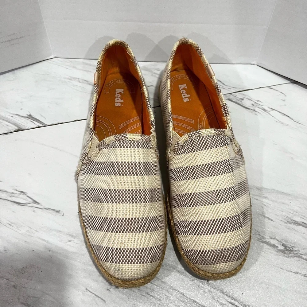 Keds Size 8  Espadrille Slip On Canvas Flats Slides Loafers Striped Tan Cream